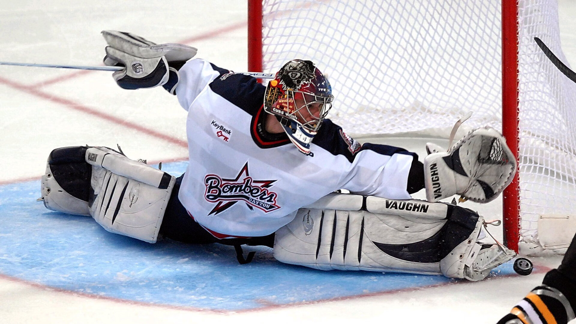 九游APP官网-“帕布罗·马特拉：阿根廷美洲狮队的防守壁垒与队长精神”